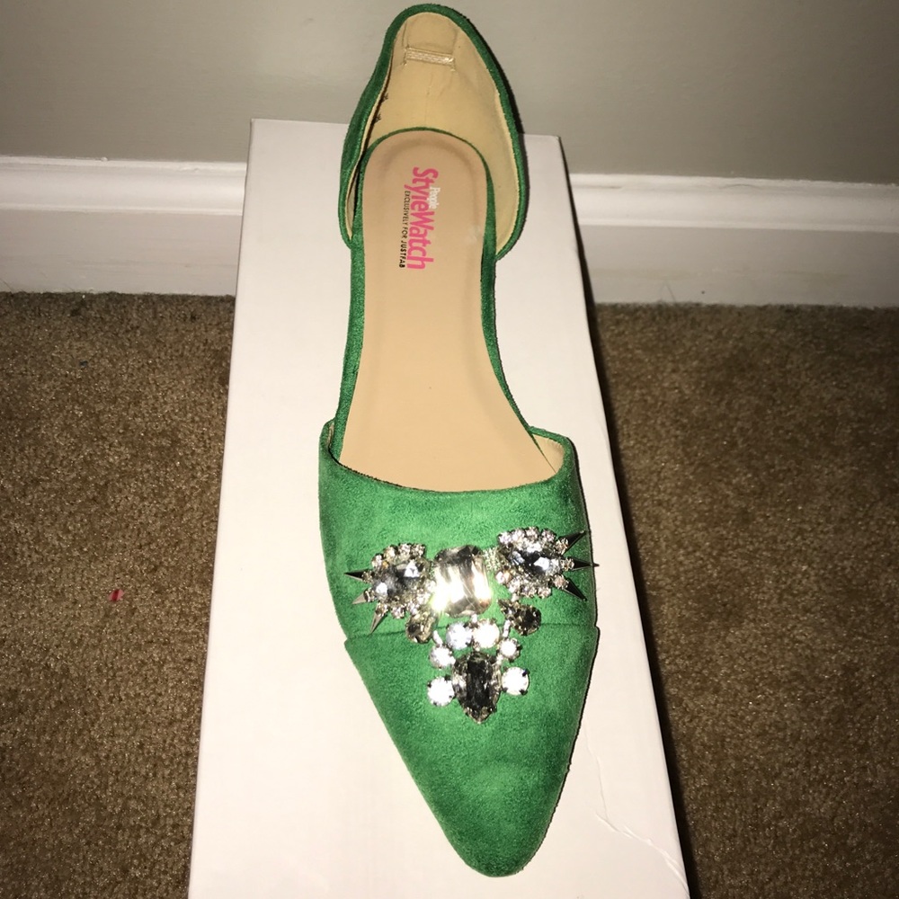 Diovila Green flats (Just Fab)